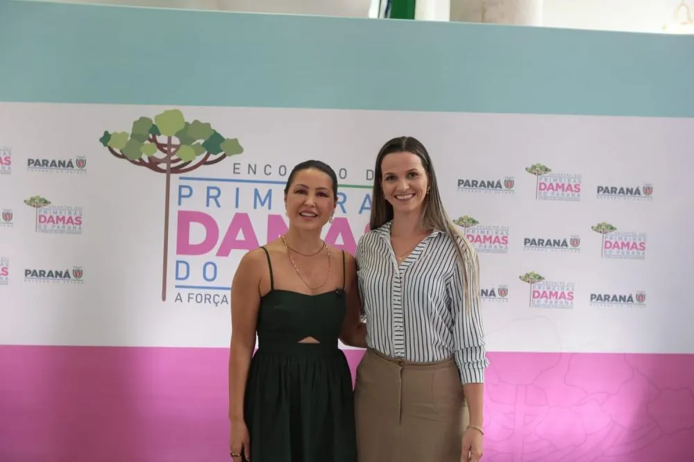 Adna Pergo participa de encontro de primeiras-damas com Luciana Massa em Curitiba
