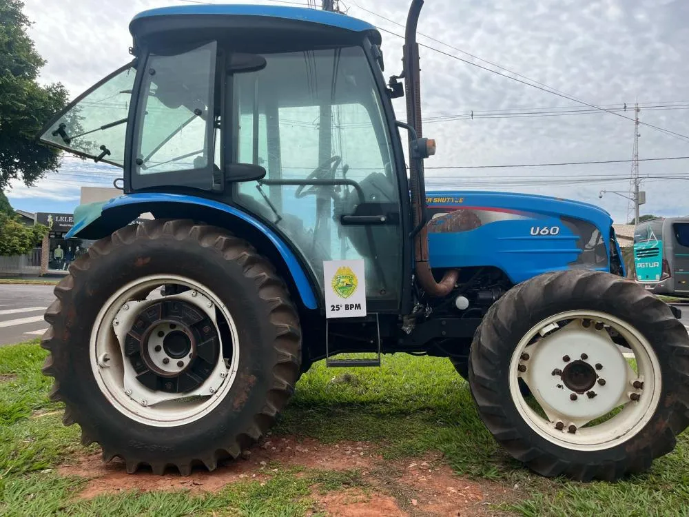 TRATOR FURTADO EM PARANAVAÍ É RECUPERADO NA ZONA RURAL DE ALTÔNIA