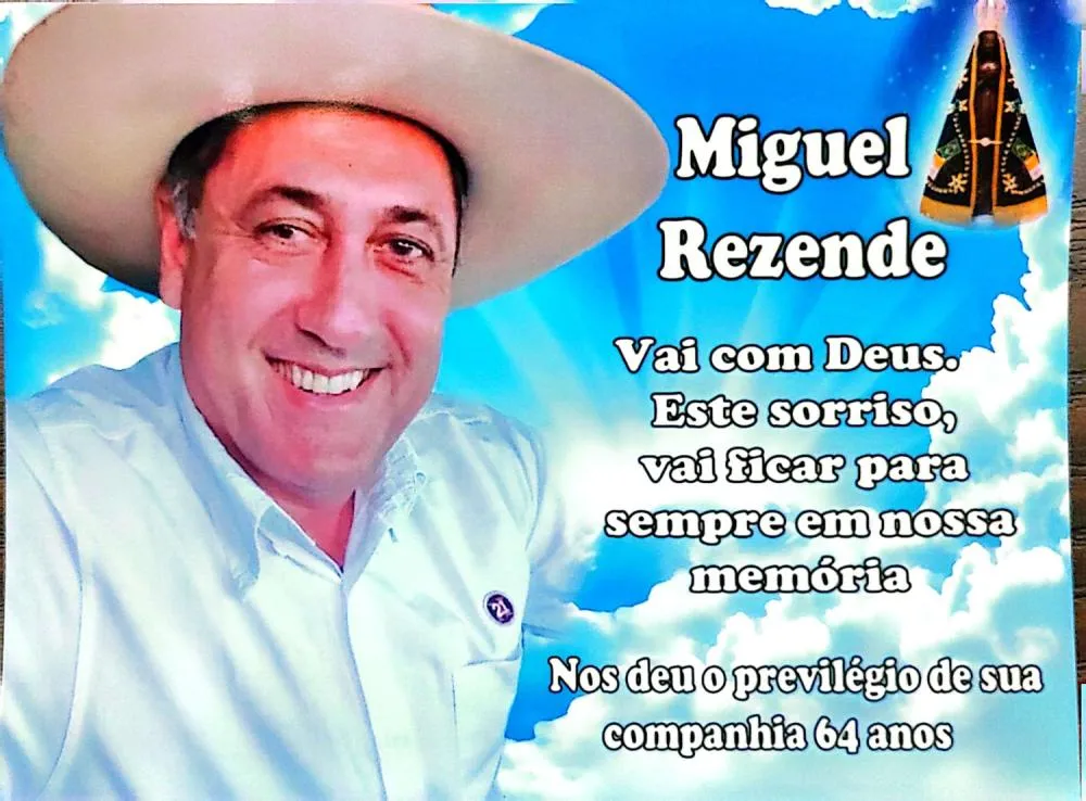 Igreja Matriz de Altônia fica lotada na missa de sétimo dia do vereador Miguel Rezende