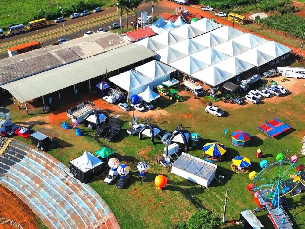 Altônia celebra o sucesso do 1º Torneio Leiteiro com homenagens, shows e valorização do setor agropecuário
