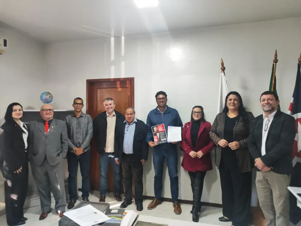 Advogados da OAB de Iporã visitam gabinete do prefeito Diego Pergo para tratar de pautas institucionais