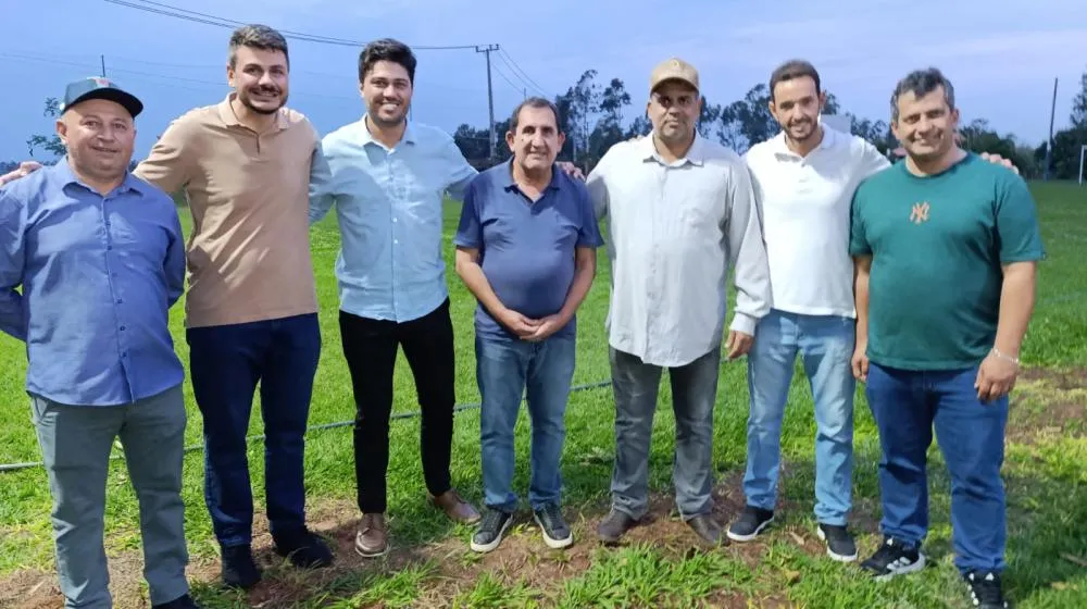 Altonia recebe representantes do Secretário Sandro Alex e anuncia novidades para o município Lideranças políticas destacaram apoio e agradecimento pelas emendas já encaminhadas