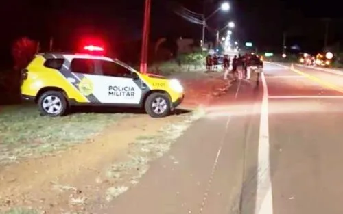 Motorista bêbado atropela três pessoas e mata duas em Luiziana. Fazendo caminhada