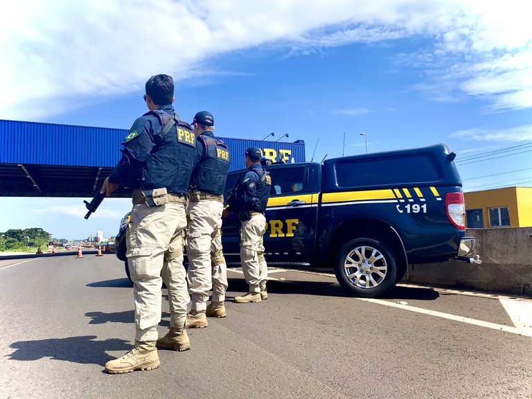 Polícia Rodoviária Federal recupera Toyota Hilux em Icaraíma